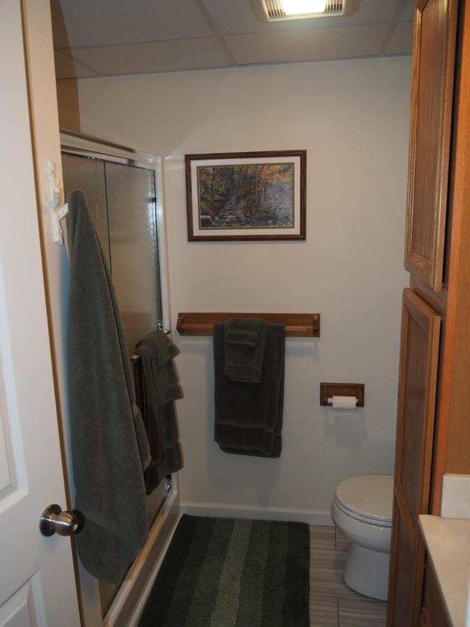 New! The Blessing - A Cute And Cozy Apartment! Benzonia Esterno foto